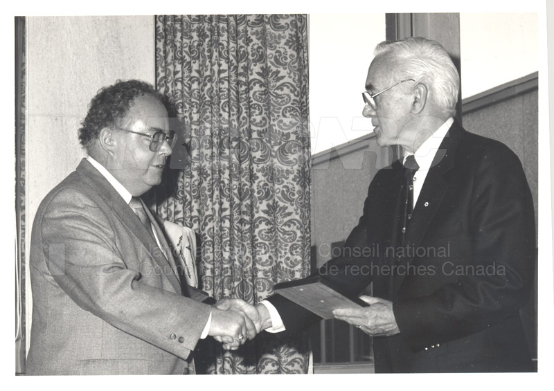 25 Year Service Plaque Presentations May 1985 015