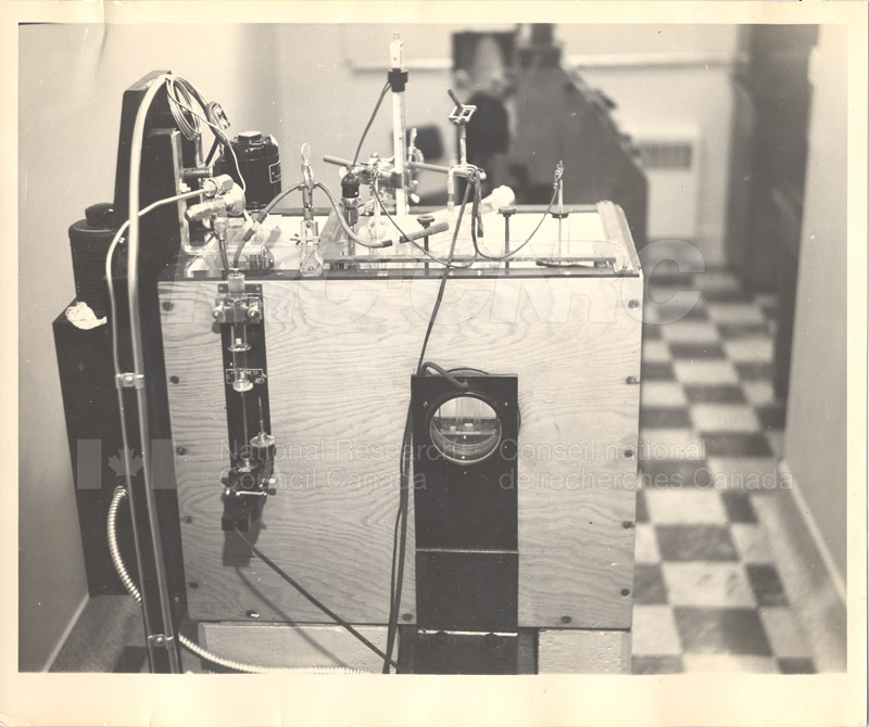 Tisalius Electro-Phoresis c.1950