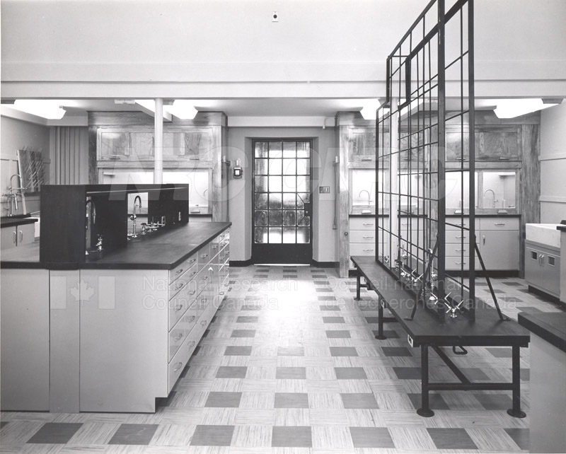 Lab Room 3143- Sussex Bldg. Completely Refitted 1954 001