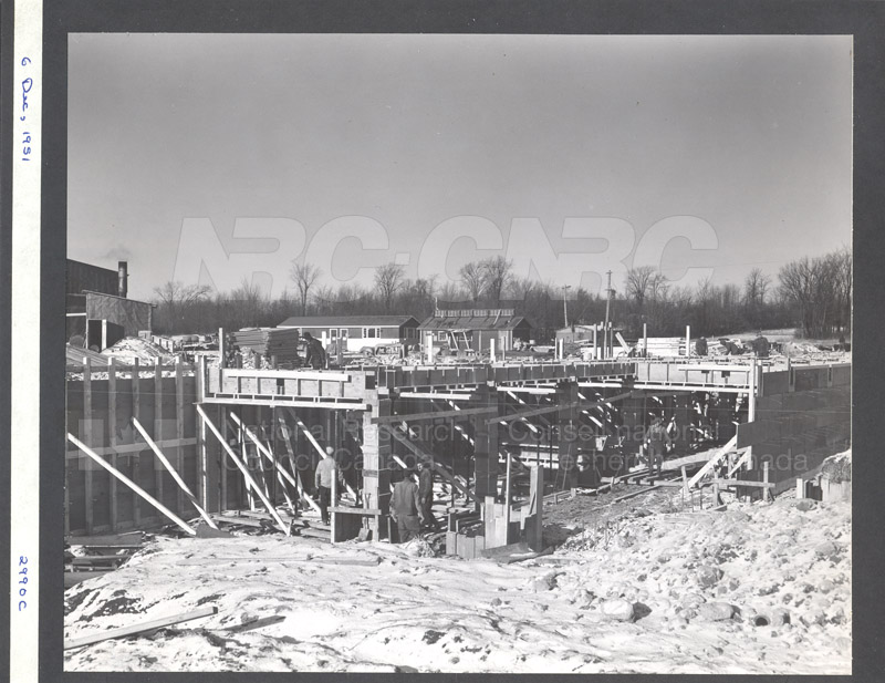 Construction of M-50 Dec. 6 1951 #2990 003