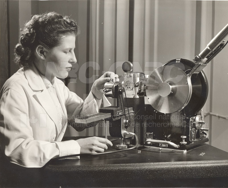 Mrs. Henry Schneider- Spectrograph June 1955 002