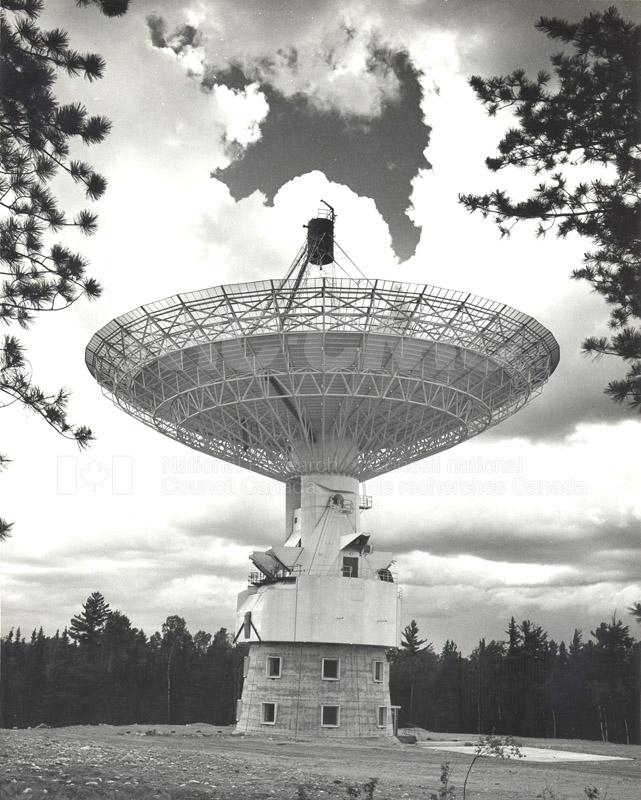 Algonquin Observatory- 15 ft. Radio Telescope c.1966