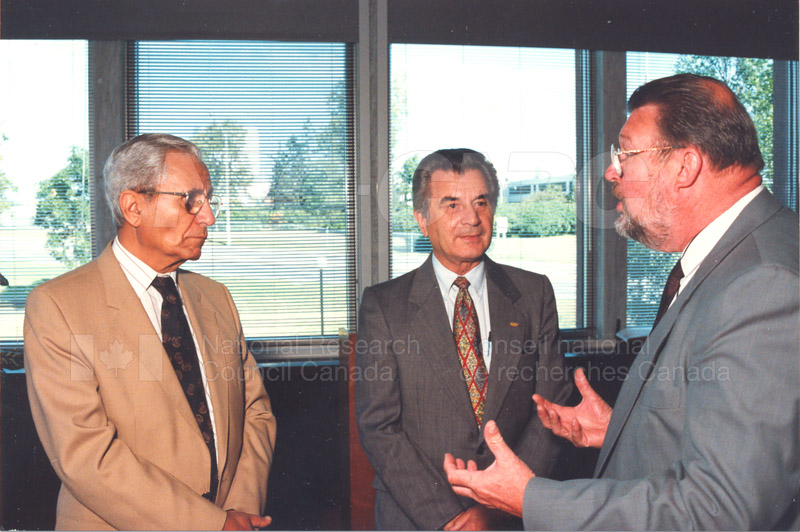 Canadian Society of Mechanical Engineering (CSME) honouring the Division of Mechanical Engineering 25 Aug. 1997 010