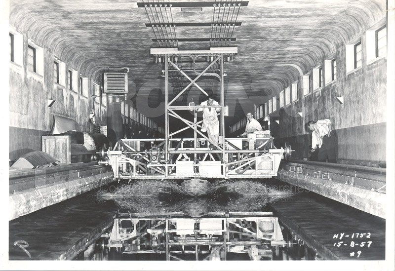 Navire laboratoire - HY1752, 15 août 1957