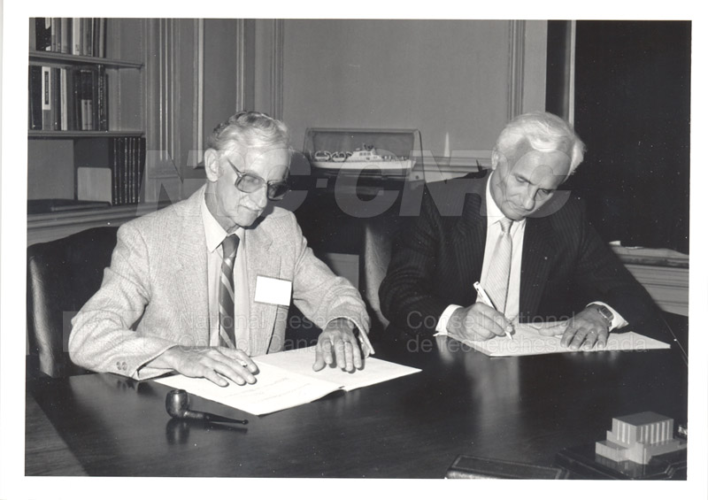 J.J. Lyons (CNES) Wind II Agreement 1985 002