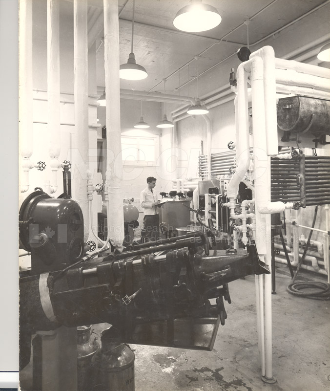 Laboratoire de produits laitiers 1951