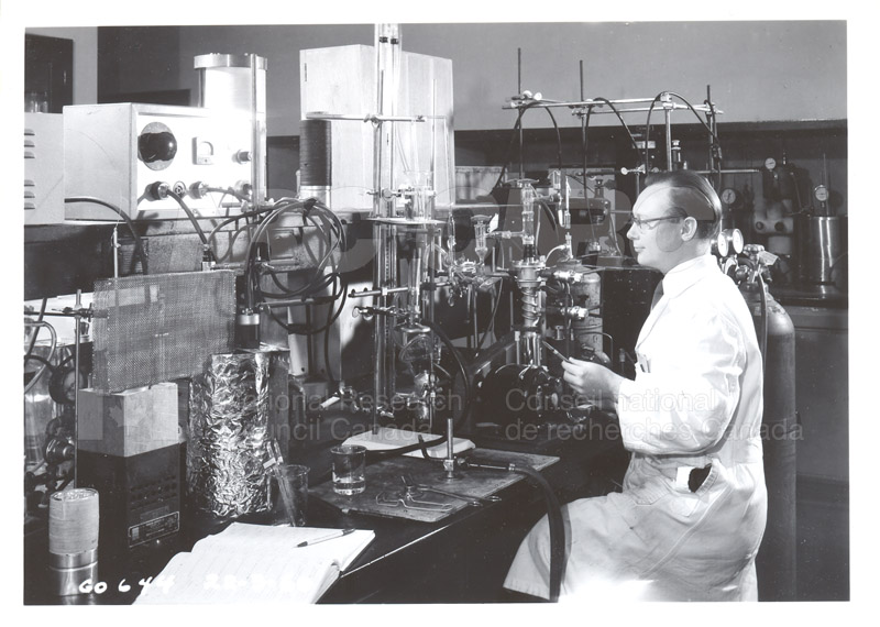 Fuel and Lubricant Lab Apparatus and Testing Procedures 1960 010