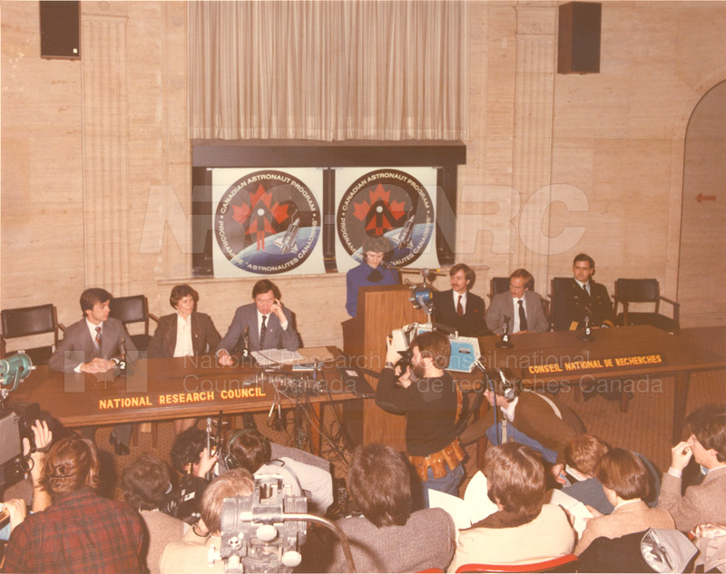 Programme des astronautes canadiens, conférence de presse, décembre 1983 005