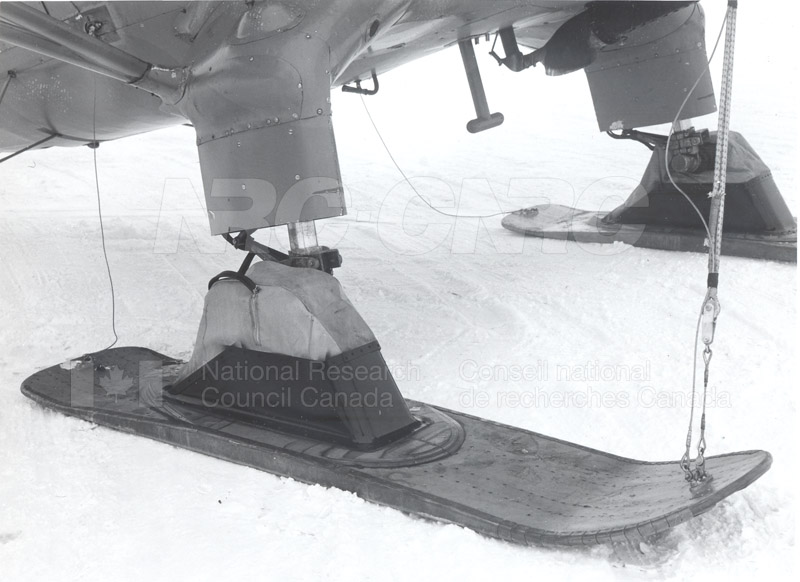 Stress Tests on Aircraft Skis 1947-1949 003