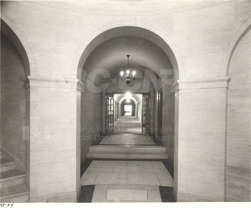 100 Promenade Sussex- couloir du niveau inférieur  (KK-24) 1932