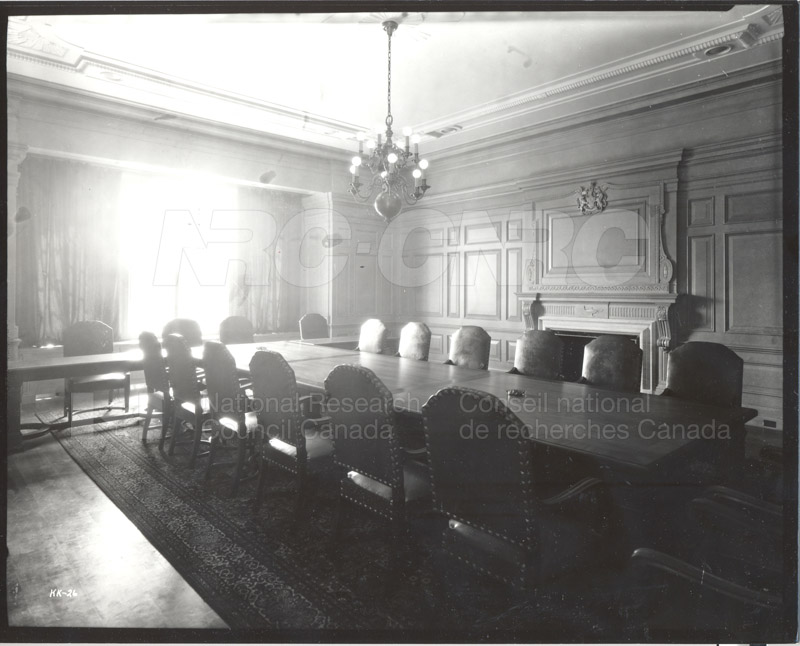 Salle du Conseil, 100 promenade Sussex juillet 1932