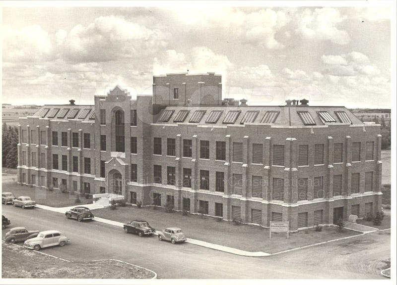 Prairie Regional Laboratories U. of Saskatchewan, Saskatoon 1952