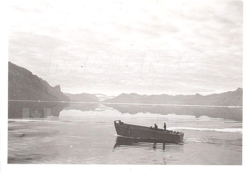 Navire laboratoire 038