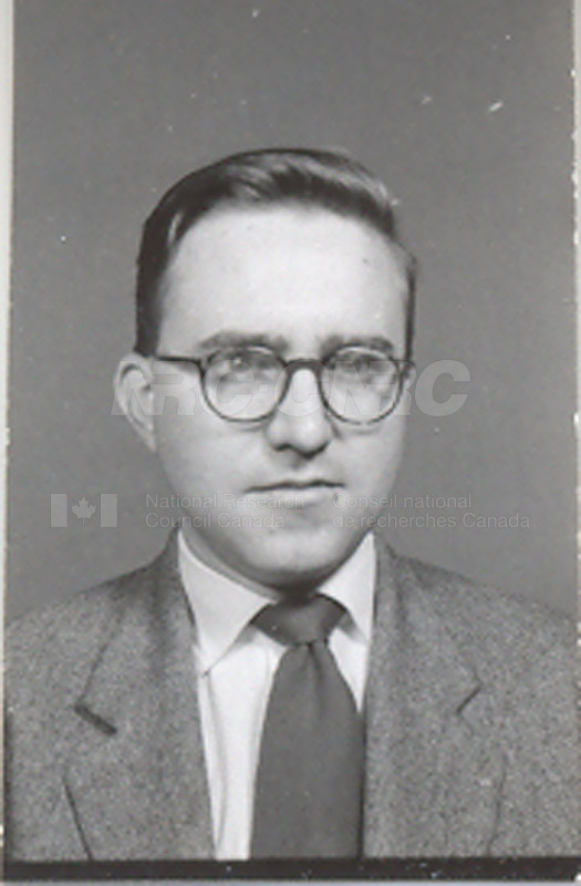 Photographs of Postdoctorate Issue 1957 043