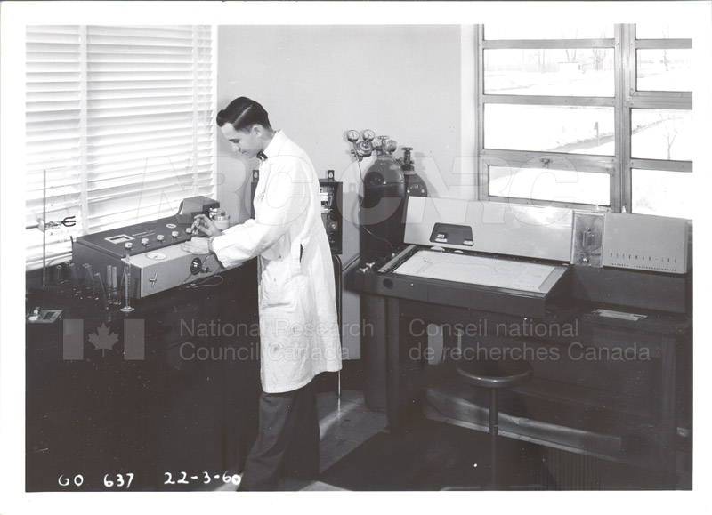 Fuel and Lubricant Lab Apparatus and Testing Procedures 1960 039