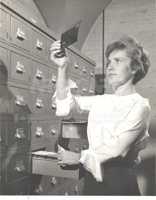 Elvira Hernberger NRC Research News Sept-Oct. 1966