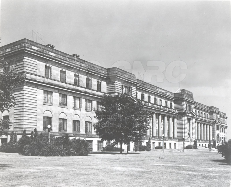100 Promenade Sussex, laboratories du Conseil national de recherches Canada, env.1945, 001