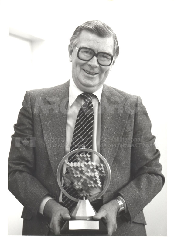 Dr. Andrew F. Dunn (Physics)- William A. Wildhack Award Presented by the National Conference of Standards Laboratories 1984 003