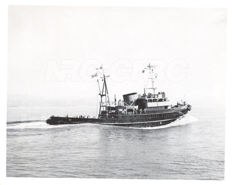 Wave Profile of a Tug 003