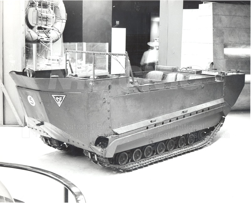 Engineering Laboratory- The 'Weasel' Amphibious Track Vehicle WWII 008