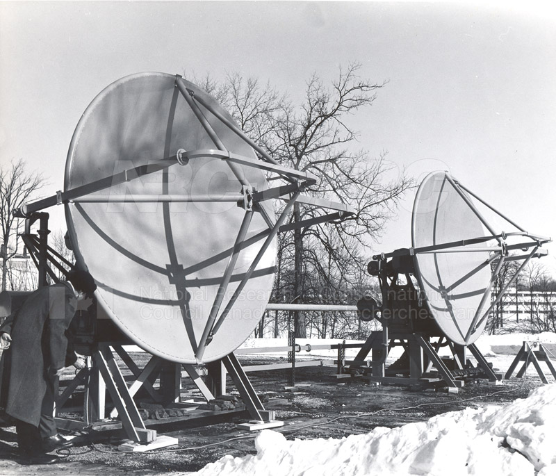 Algonquin Observatory- Prototype for Multi-element Interferometer Feb. 1962 002