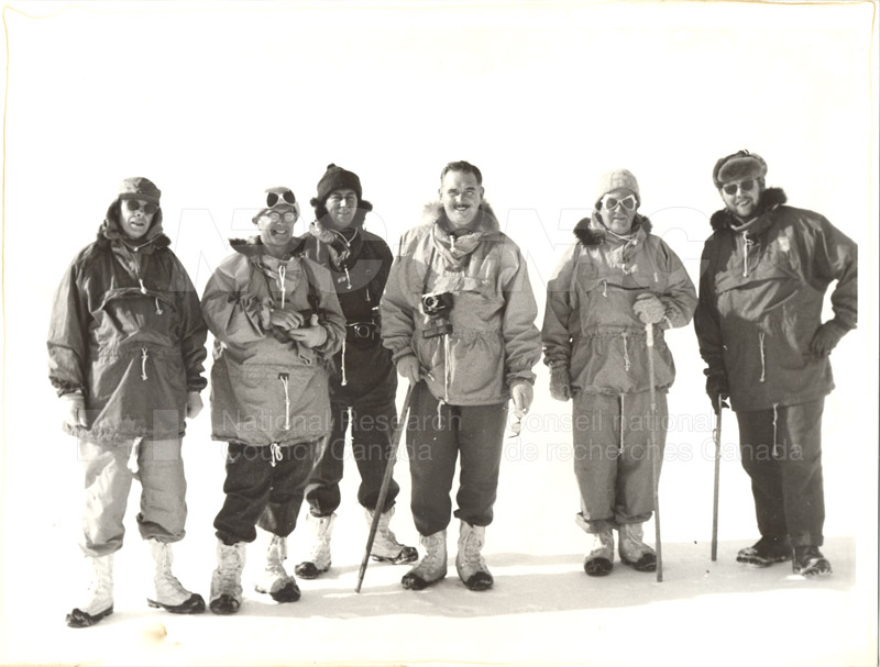 CSC Nouvelle-Zélande-Antarctique-Dr Ballard et Dr Babbit 1964 008