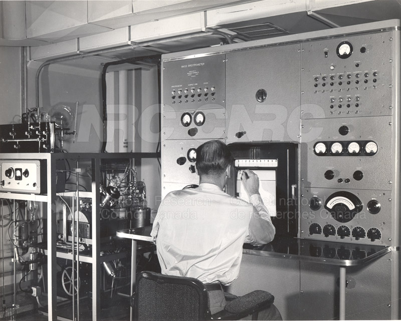 Metallurgy- Analytical Mass Spectrometer A.W. Tickner June 1954
