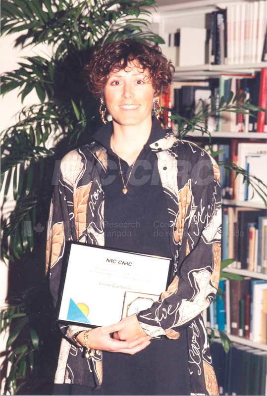 L'ICIST prix d'accomplissement 1996 002