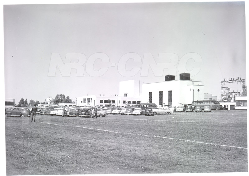NRC Open House- Montreal Road 1954 024