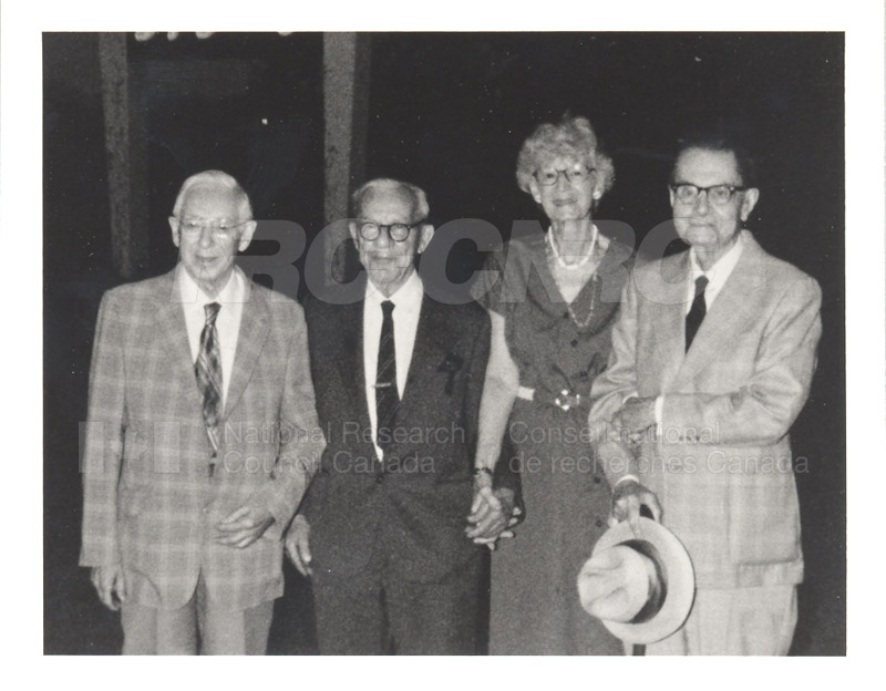 55 ans d'amitié- C.Y. Hopkins, P. Larose, A. Tweedie et C. H. Bayley- 1985 002
